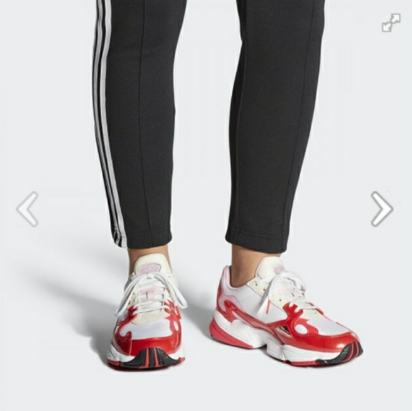 Adidas Falcon Active Red trendy  sneakers - Picture 1 of 17